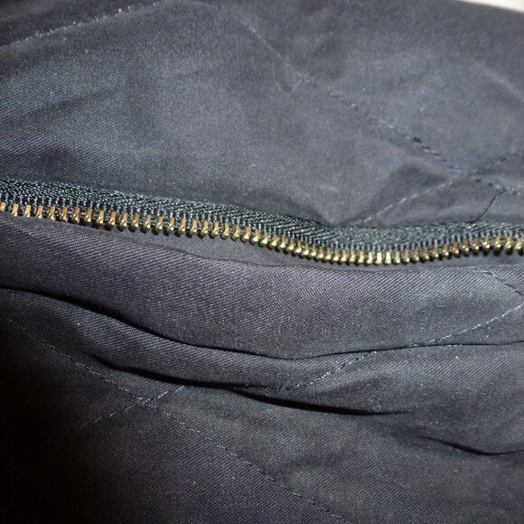 Reversible Vest - Picture 8 of 15